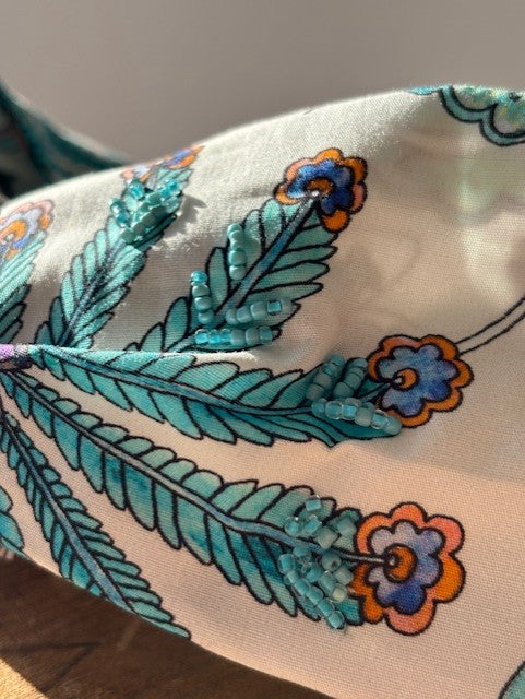 Bandeau blanc et turquoise