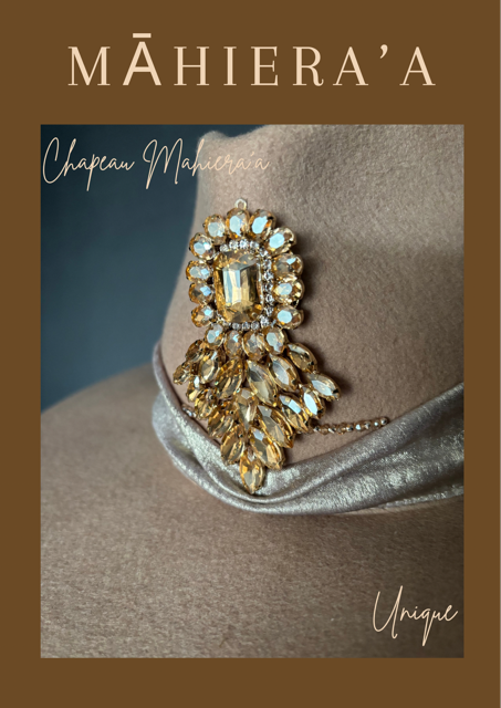 Chapeau bijou beige