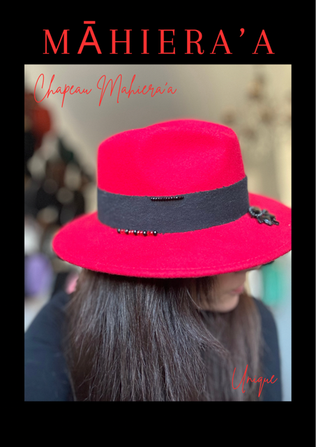 Chapeau rouge et léo