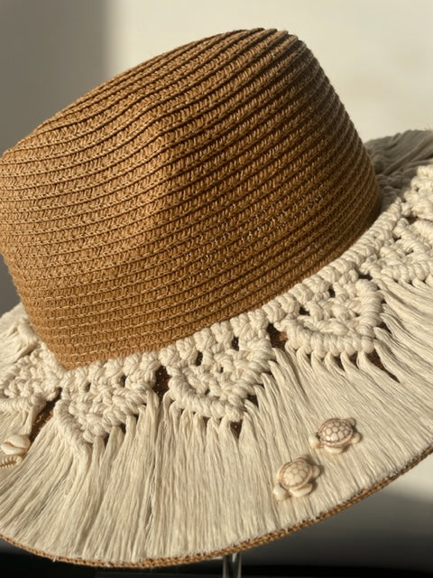 Chapeau MACRAME ET COQUILLAGES