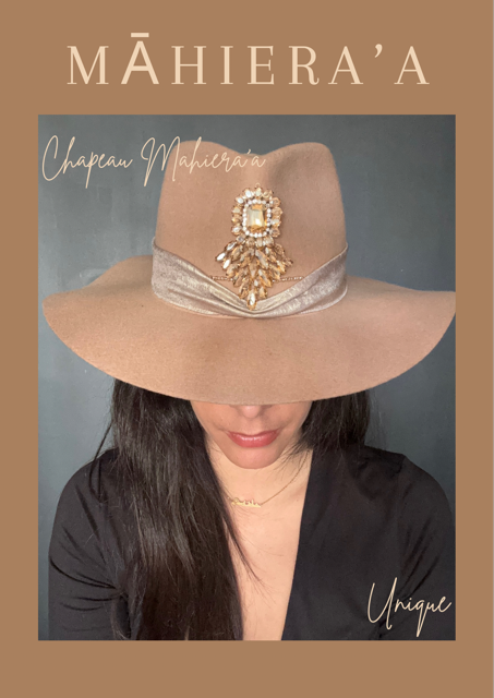 Chapeau bijou beige